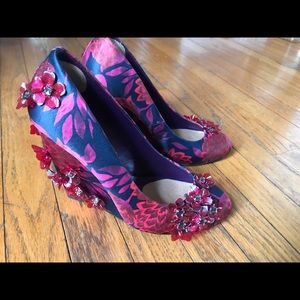 Tory Burch  120 MM  printed matte satin wedge